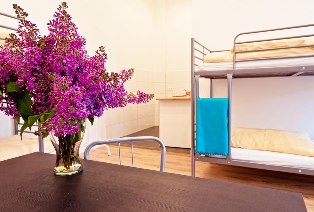 Sleep Cheap Hostel ベルリン エクステリア 写真