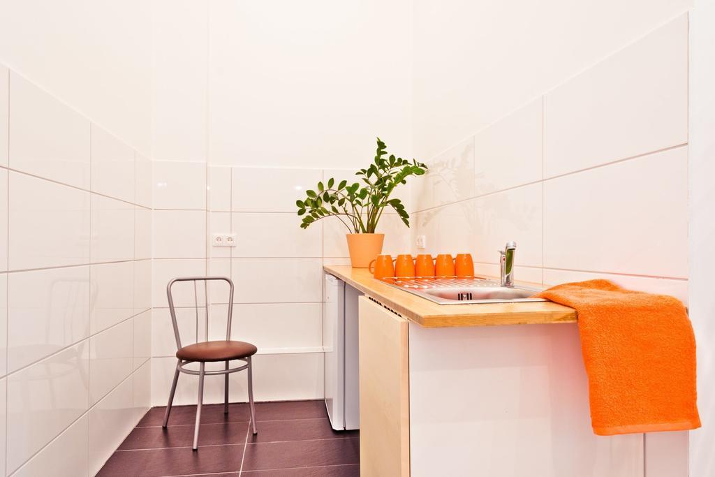 Sleep Cheap Hostel ベルリン エクステリア 写真